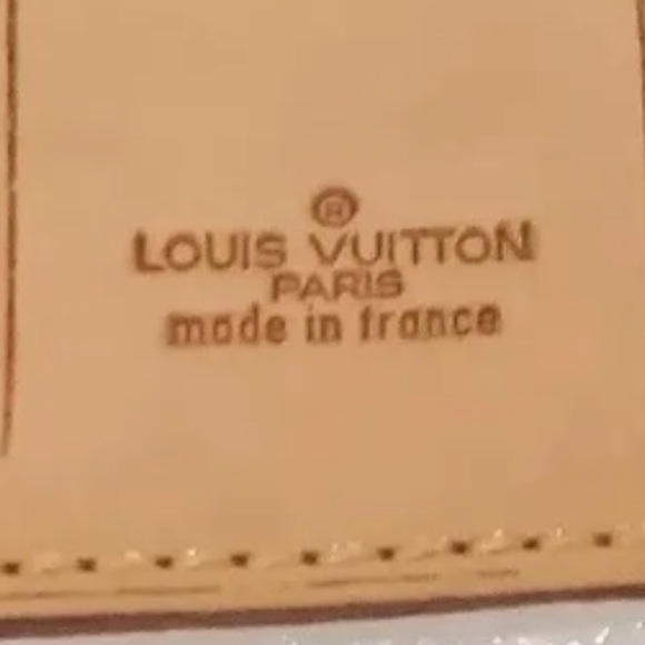 ❤️*AUTH*. LV LOCK AND KEY WITH LUGGAGE TAG❤️ - Picture 10 of 10